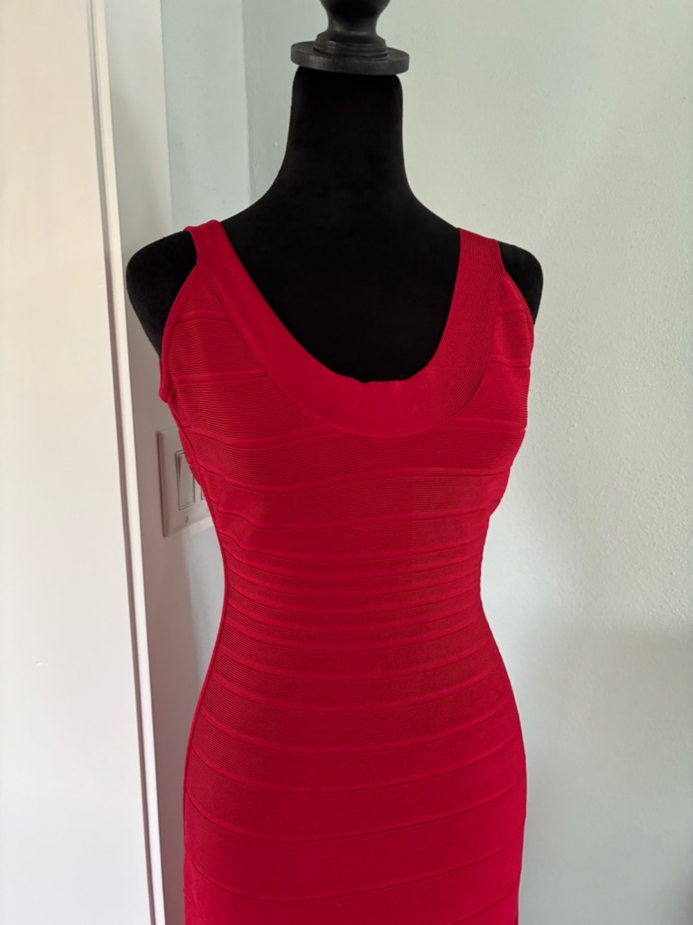 Herve Leger Ellen red bandage gown small - Picture 4 of 10